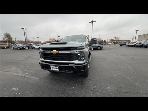 2024 Chevrolet Silverado 2500 Custom