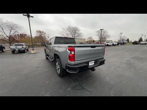 2024 Chevrolet Silverado 2500 Custom