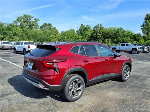 2025 Chevrolet Trax LT