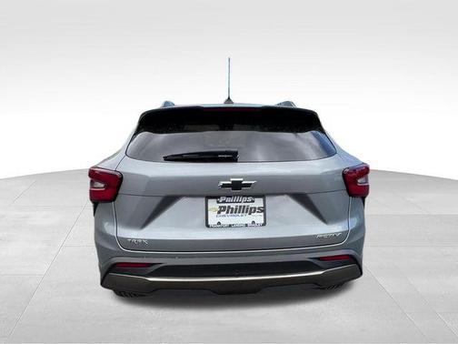 Sterling Gray Metallic 2025 Chevrolet Trax ACTIV