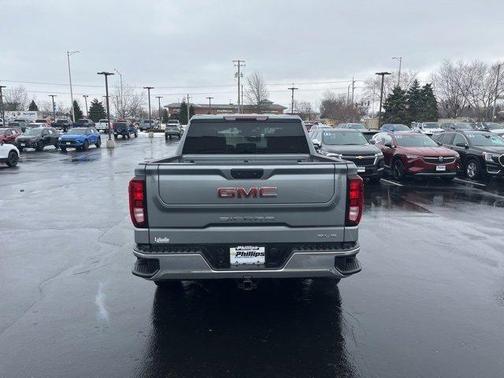 2023 GMC Sierra 1500 SLE