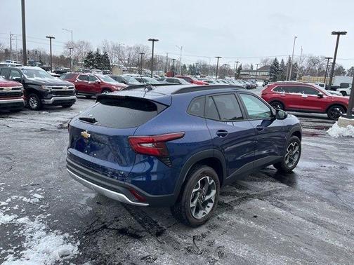 2024 Chevrolet Trax LT