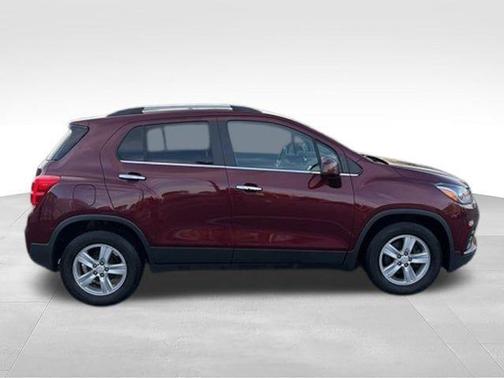 Crimson Metallic 2017 Chevrolet Trax LT