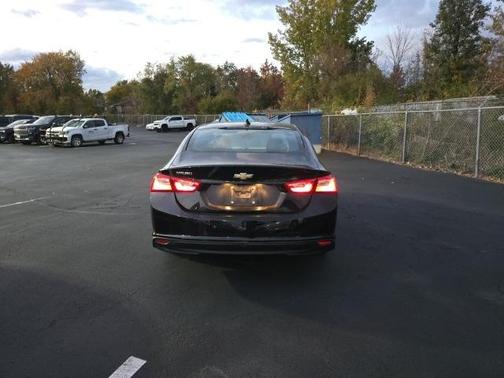 2022 Chevrolet Malibu 1LS