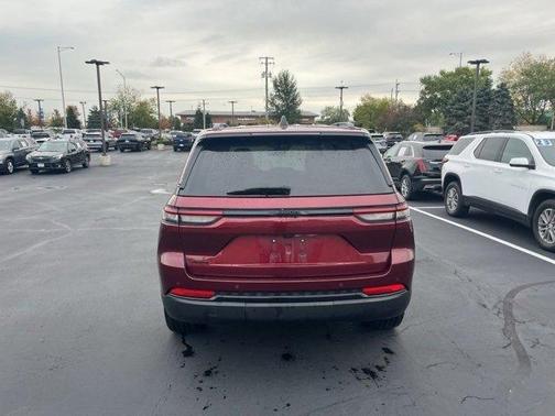 2023 Jeep Grand Cherokee Altitude