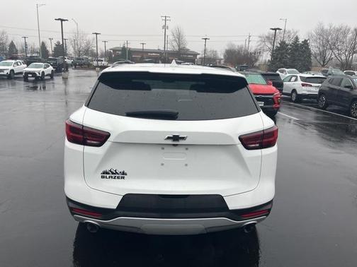 2023 Chevrolet Blazer 2LT