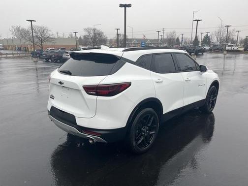 2023 Chevrolet Blazer 2LT