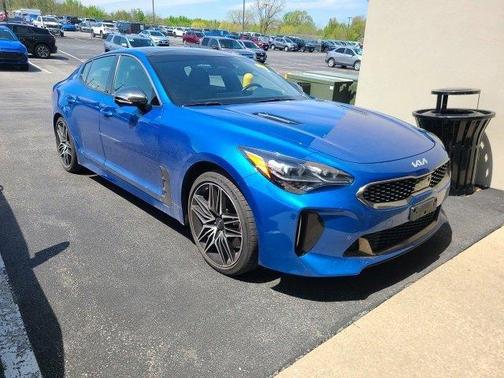 2022 Kia Stinger GT2