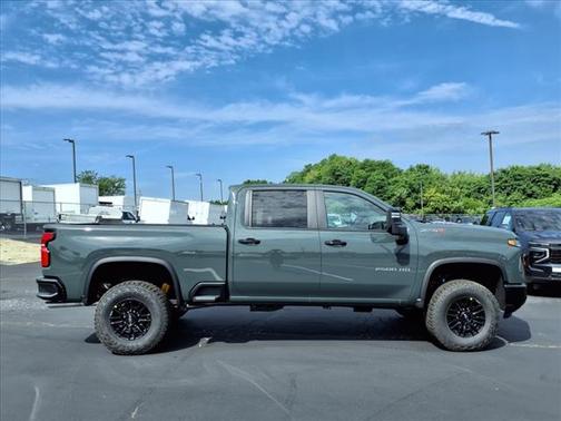 2025 Chevrolet Silverado 2500 ZR2