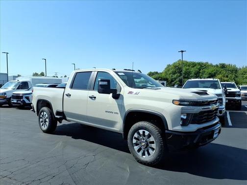 2026 Chevrolet Silverado 2500 Custom