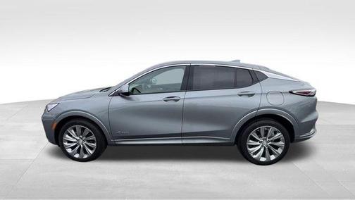 Moonstone Gray Metallic 2024 Buick Envista Avenir