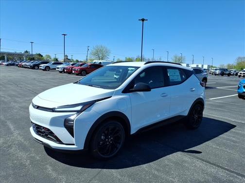 Summit White 2027 Chevrolet Bolt RS