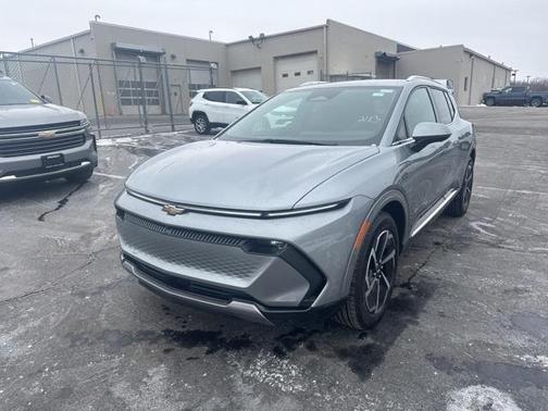 2025 Chevrolet Equinox EV LT