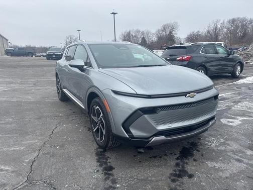 2025 Chevrolet Equinox EV LT