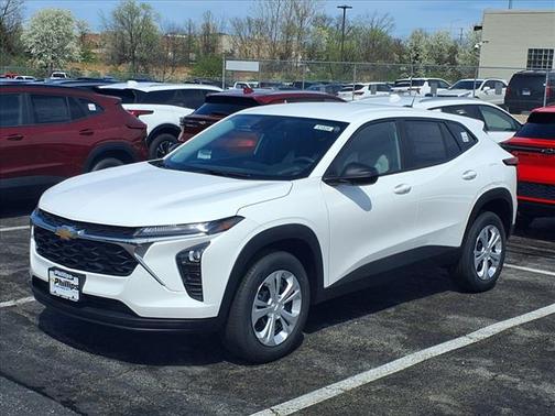 2025 Chevrolet Trax LS
