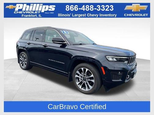 Midnight Sky 2023 Jeep Grand Cherokee Overland