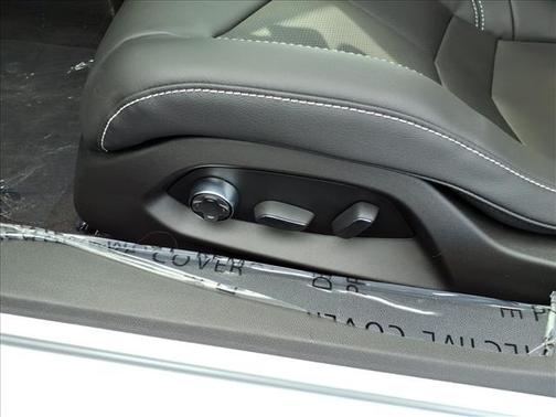 2026 Chevrolet Corvette Stingray w/2LT