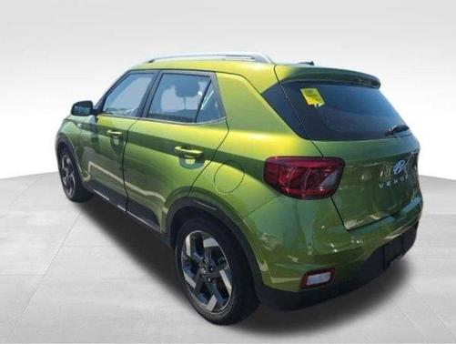 Apple Green 2024 Hyundai VENUE SEL