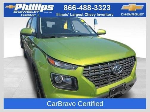 Apple Green 2024 Hyundai VENUE SEL