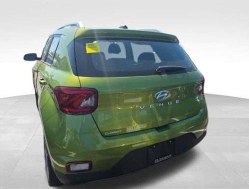 Apple Green 2024 Hyundai VENUE SEL