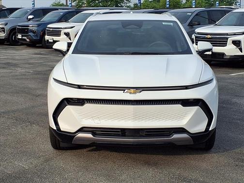 2025 Chevrolet Equinox EV LT 2