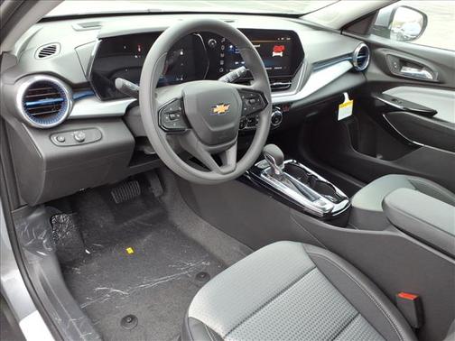 Sterling Gray Metallic 2026 Chevrolet Trax LT