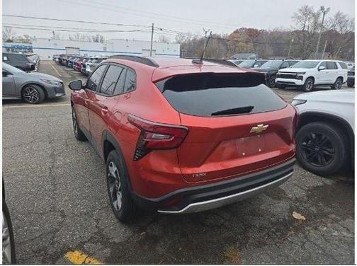 2024 Chevrolet Trax LT