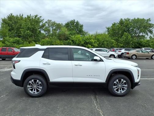 Summit White 2026 Chevrolet Equinox LT