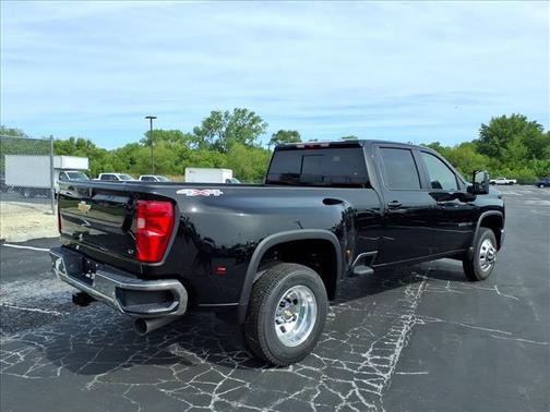 Black 2026 Chevrolet Silverado 3500 LT