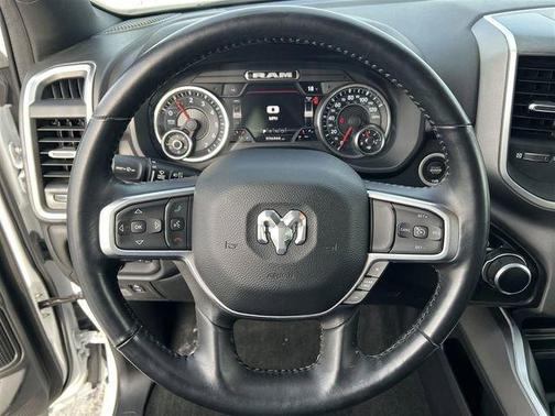 Bright White Clearcoat 2022 RAM 1500 Big Horn