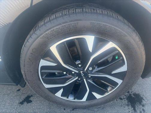2024 Kia EV6 Wind