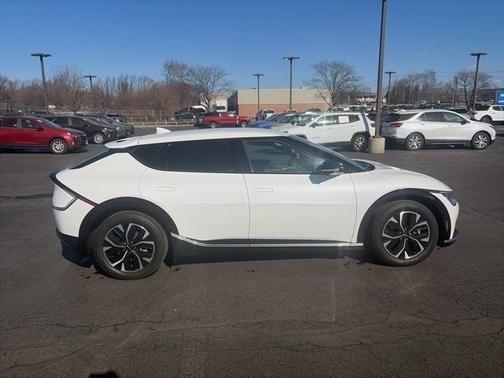 2024 Kia EV6 Wind