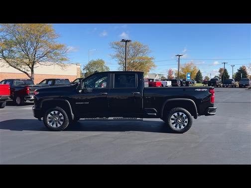 2022 Chevrolet Silverado 2500 Custom