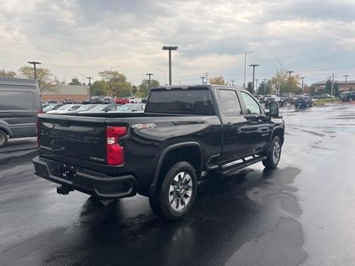 2022 Chevrolet Silverado 2500 Custom