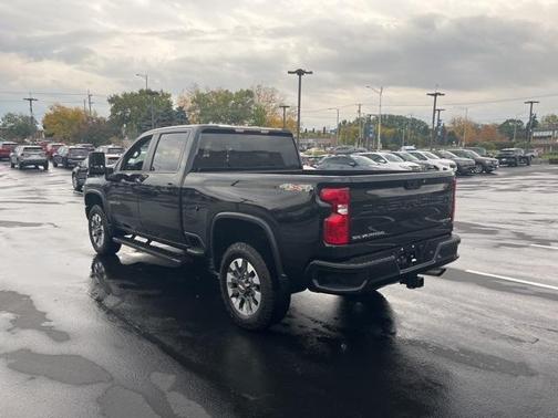 2022 Chevrolet Silverado 2500 Custom