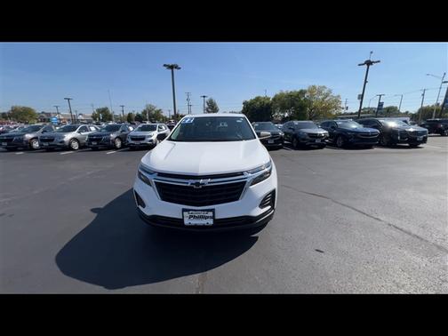 2022 Chevrolet Equinox LS