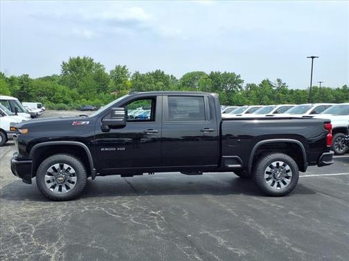2025 Chevrolet Silverado 2500 Custom