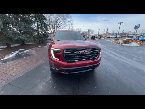 2024 GMC Acadia AT4