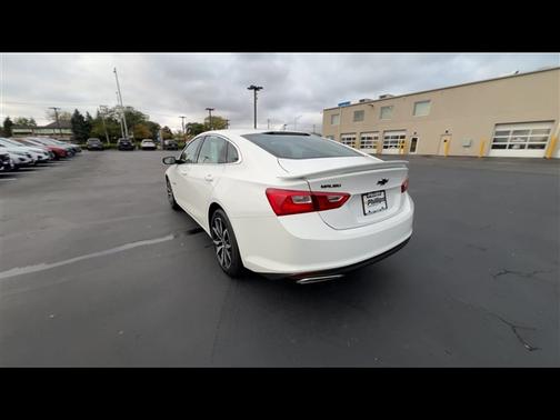 2023 Chevrolet Malibu RS