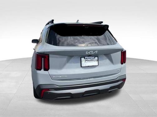 Wolf Gray 2024 Kia Sorento X-Pro SX Prestige