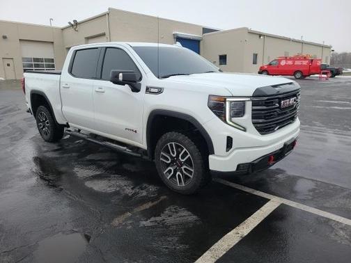 2025 GMC Sierra 1500 AT4
