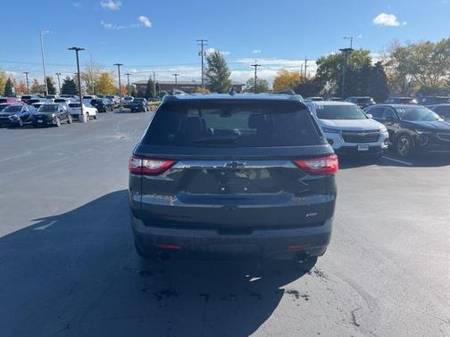 2021 Chevrolet Traverse RS