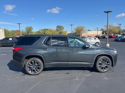 2021 Chevrolet Traverse RS
