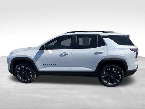 Iridescent Pearl Tricoat 2025 Chevrolet Equinox RS