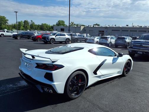 2026 Chevrolet Corvette Stingray w/1LT