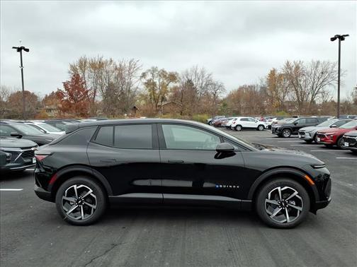 2026 Chevrolet Equinox EV LT 1