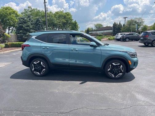 2024 Kia Seltos SX