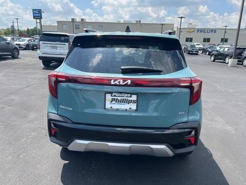 2024 Kia Seltos SX