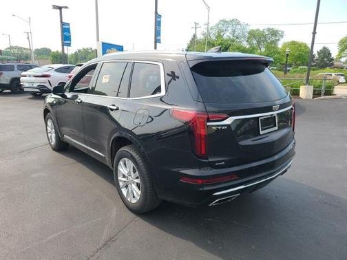 2023 Cadillac XT6 Luxury AWD
