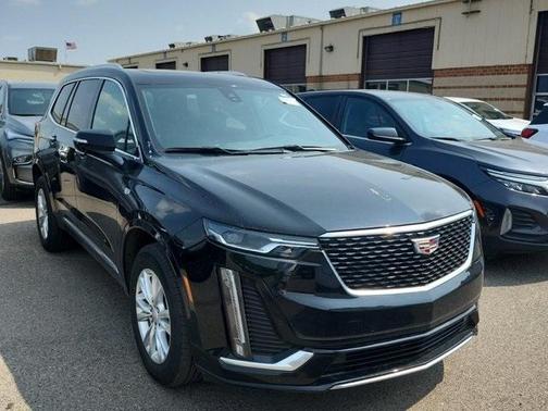 2023 Cadillac XT6 Luxury AWD